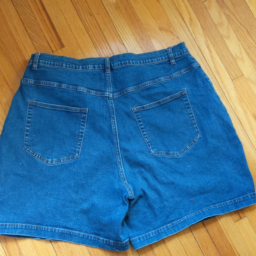 Cherokee high waisted blue denim shorts-sz 22W - Picture 2 of 3